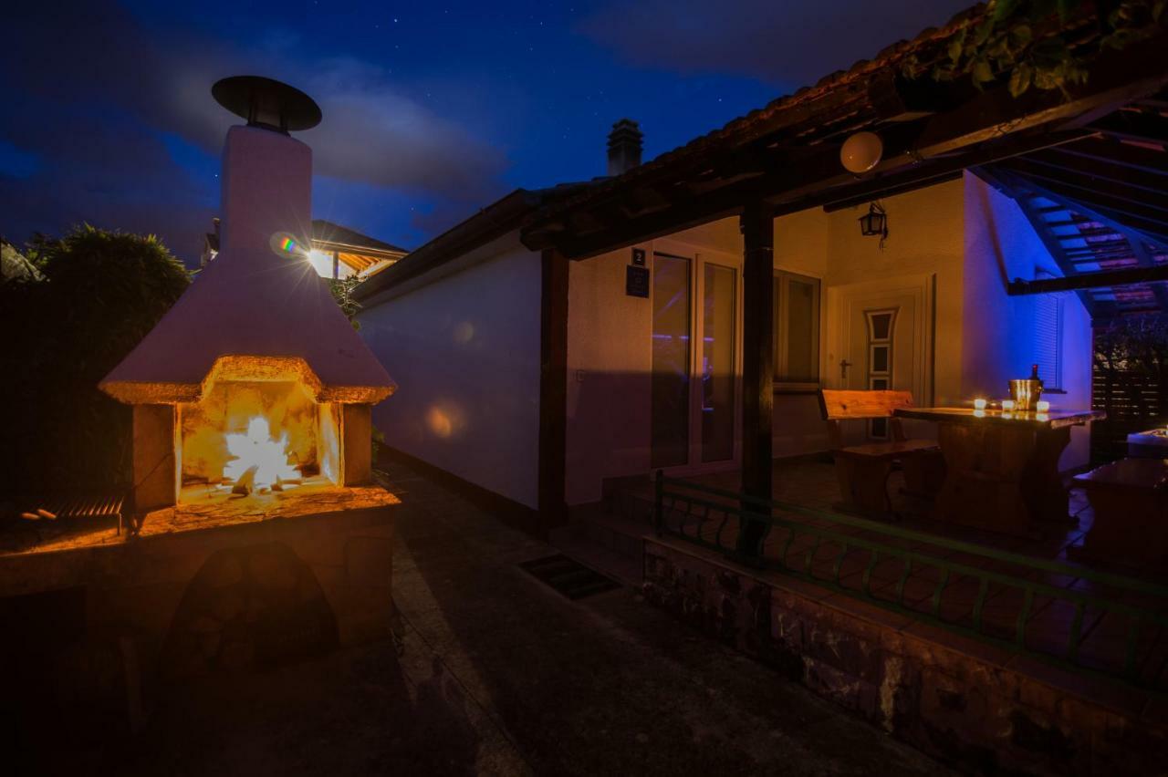 Holiday House Cvita Biograd Na Moru Buitenkant foto